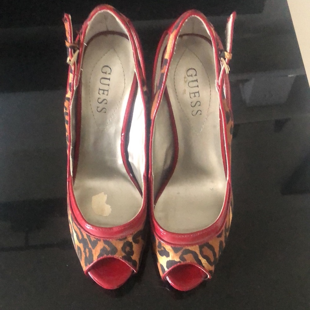 Guess red patent leather leopard print open toe Sexy stilettos Size 7 1/2 - Picture 3 of 9